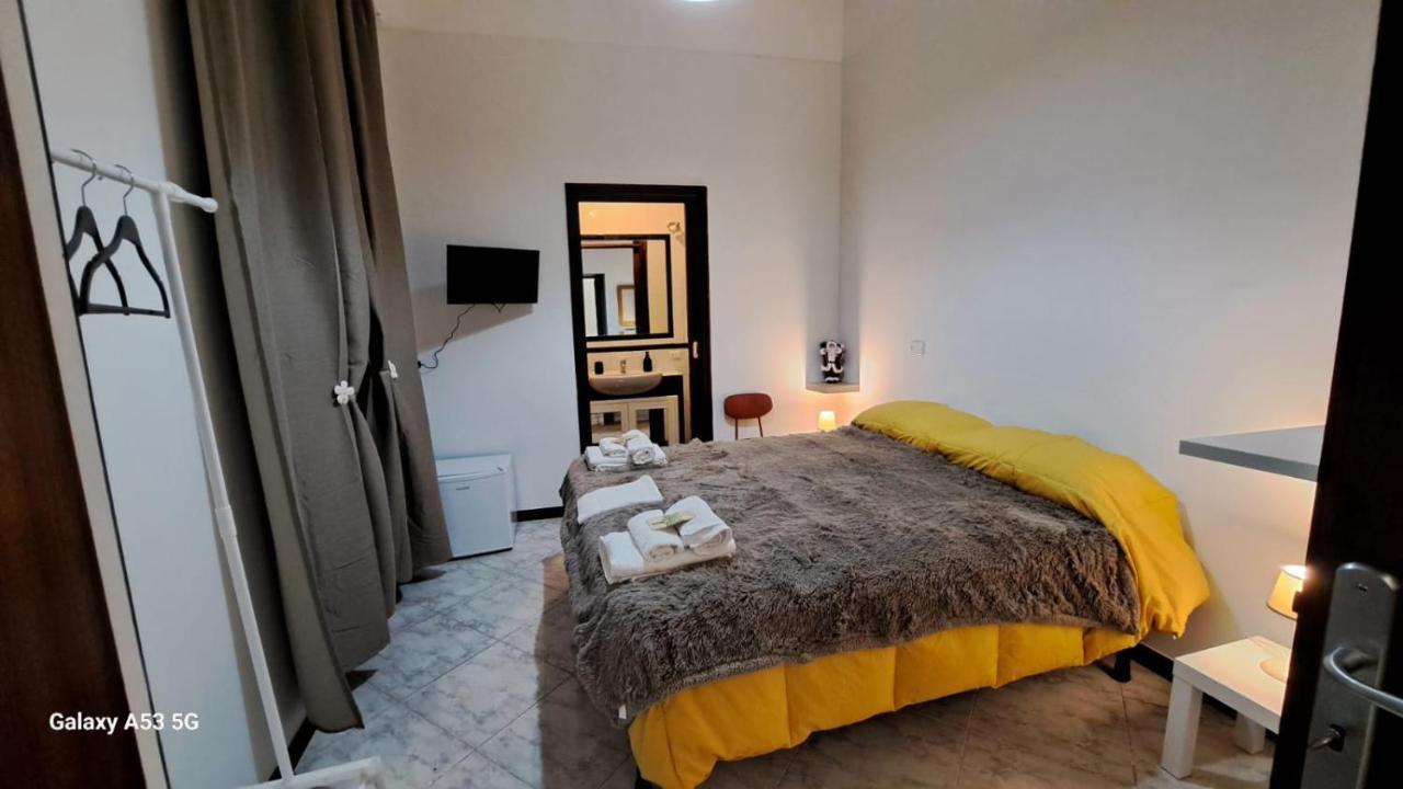 Aurora E Dad Naples Center B&B Екстер'єр фото
