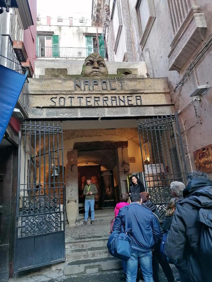 Aurora E Dad Naples Center B&B Екстер'єр фото