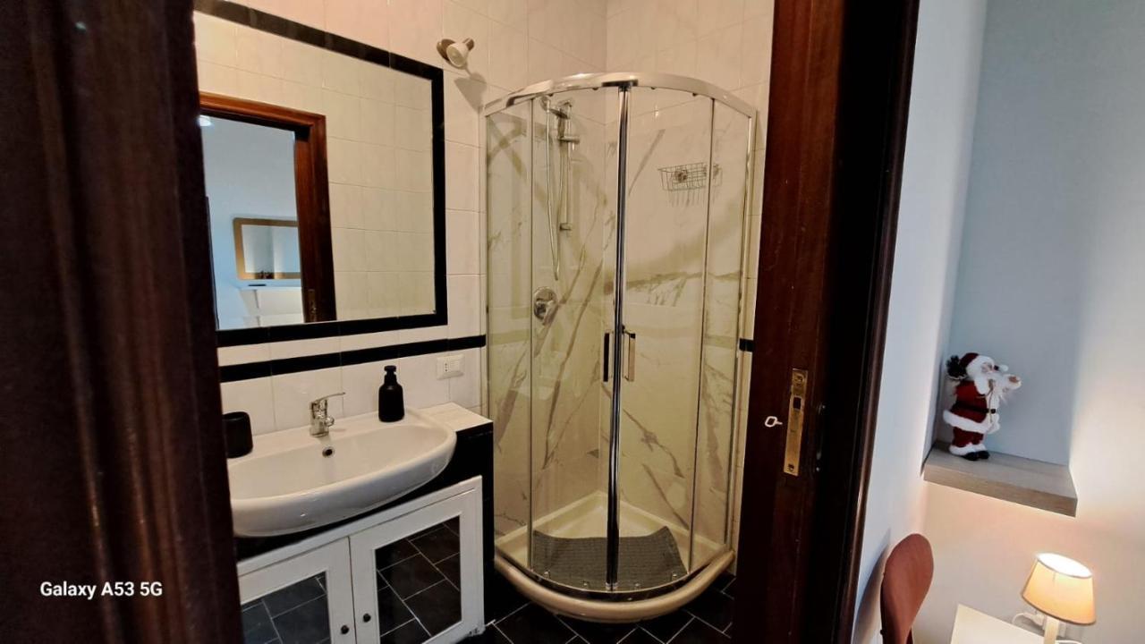 Aurora E Dad Naples Center B&B Екстер'єр фото